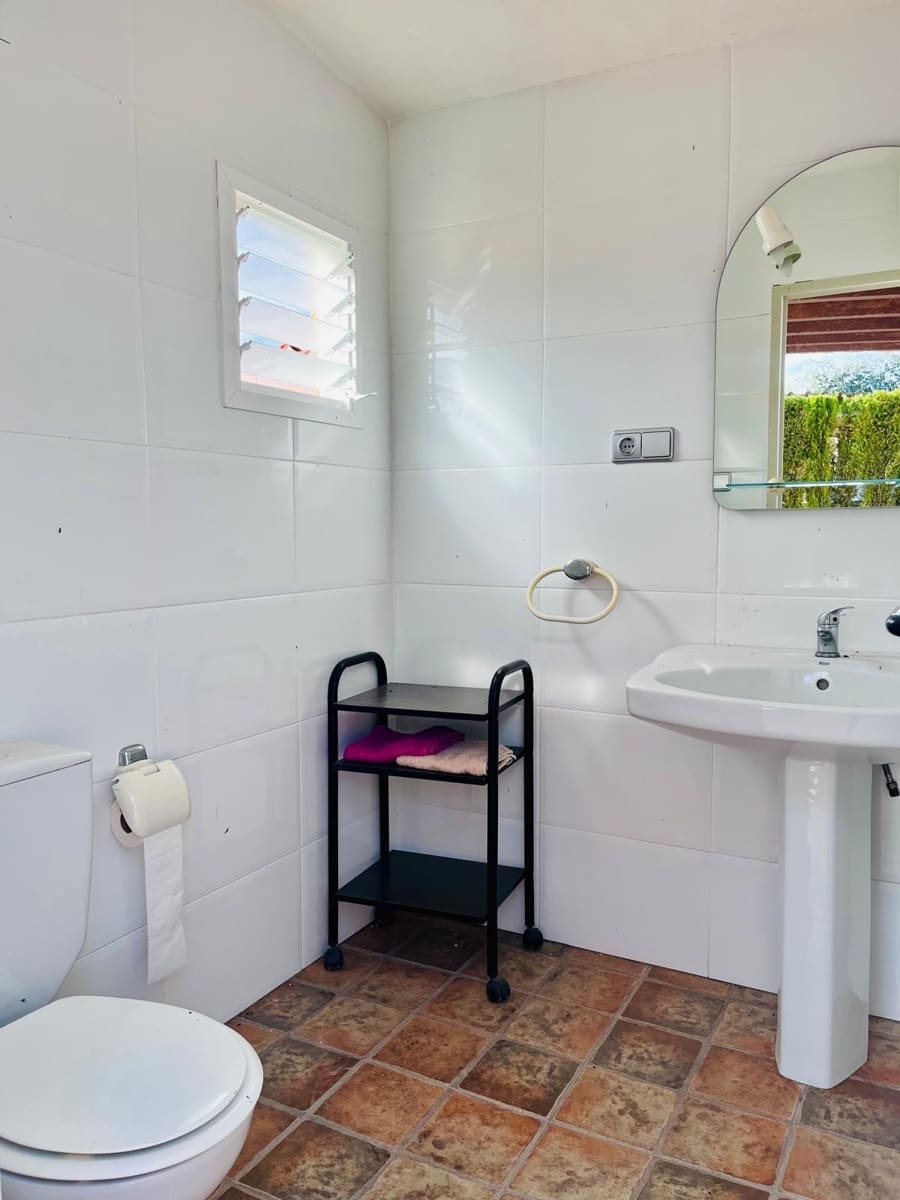 Chalet de 4 habitaciones en Matola en venta con piscina garaje - 550.000 € (Ref: 10062152)