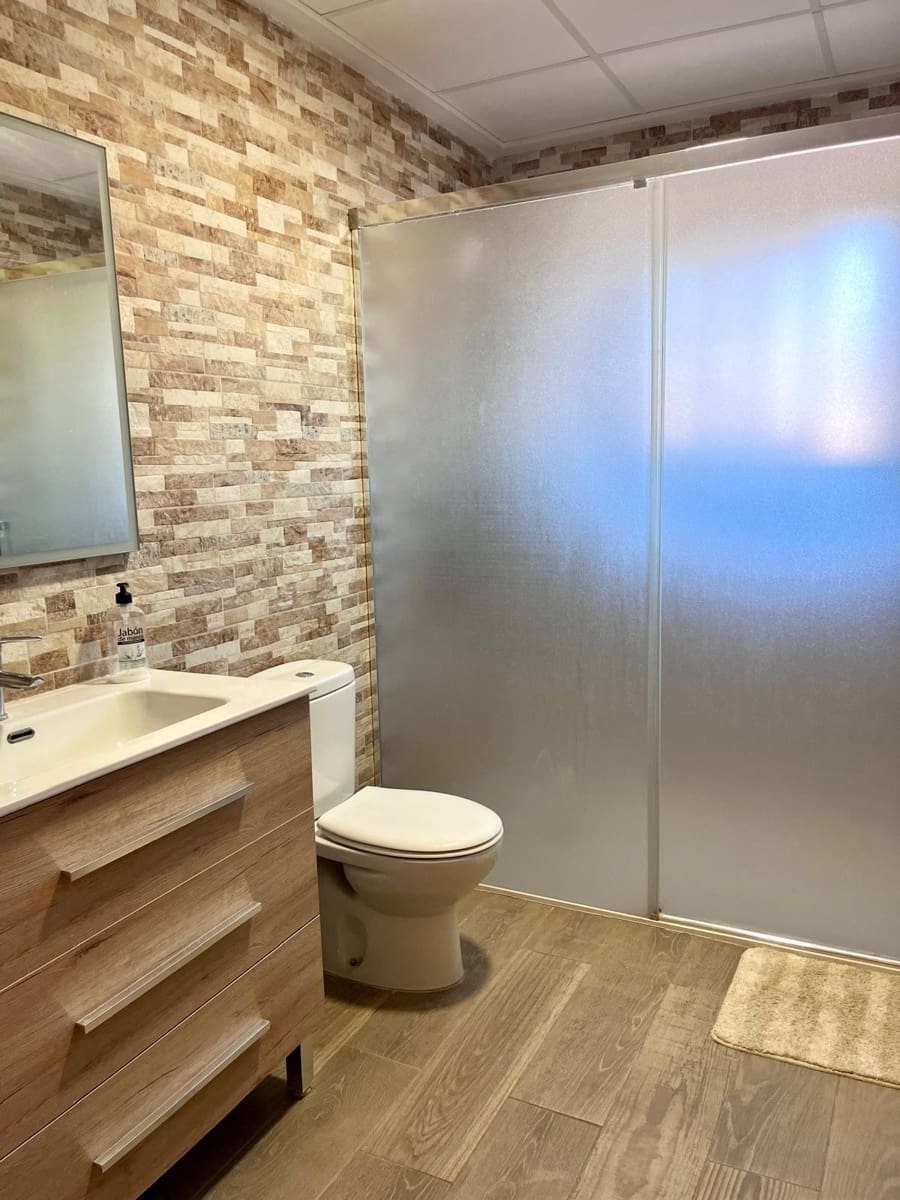 Chalet de 4 habitaciones en Matola en venta con piscina garaje - 550.000 € (Ref: 10062152)