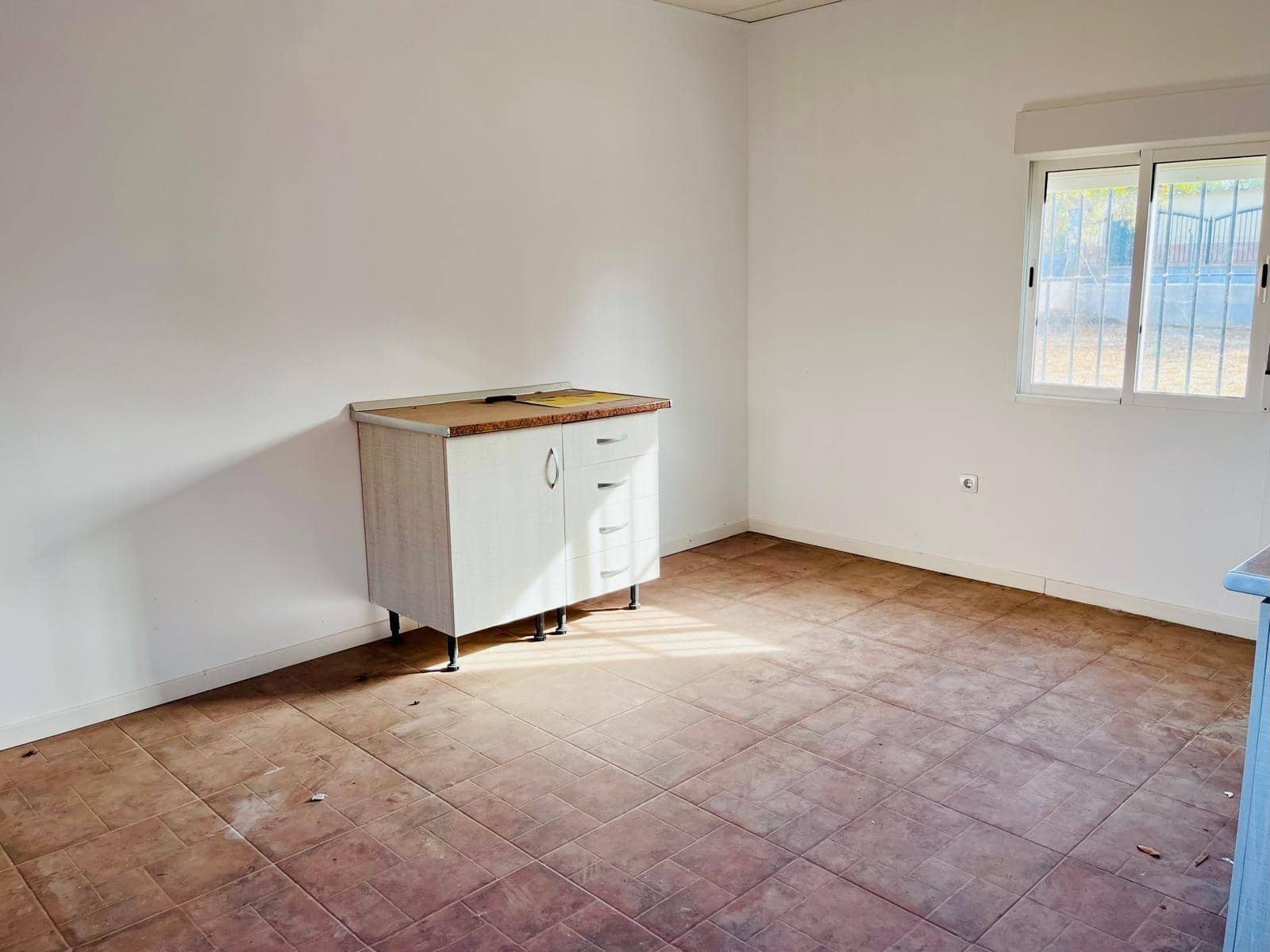 Chalet de 4 habitaciones en Matola en venta con piscina garaje - 550.000 € (Ref: 10062152)