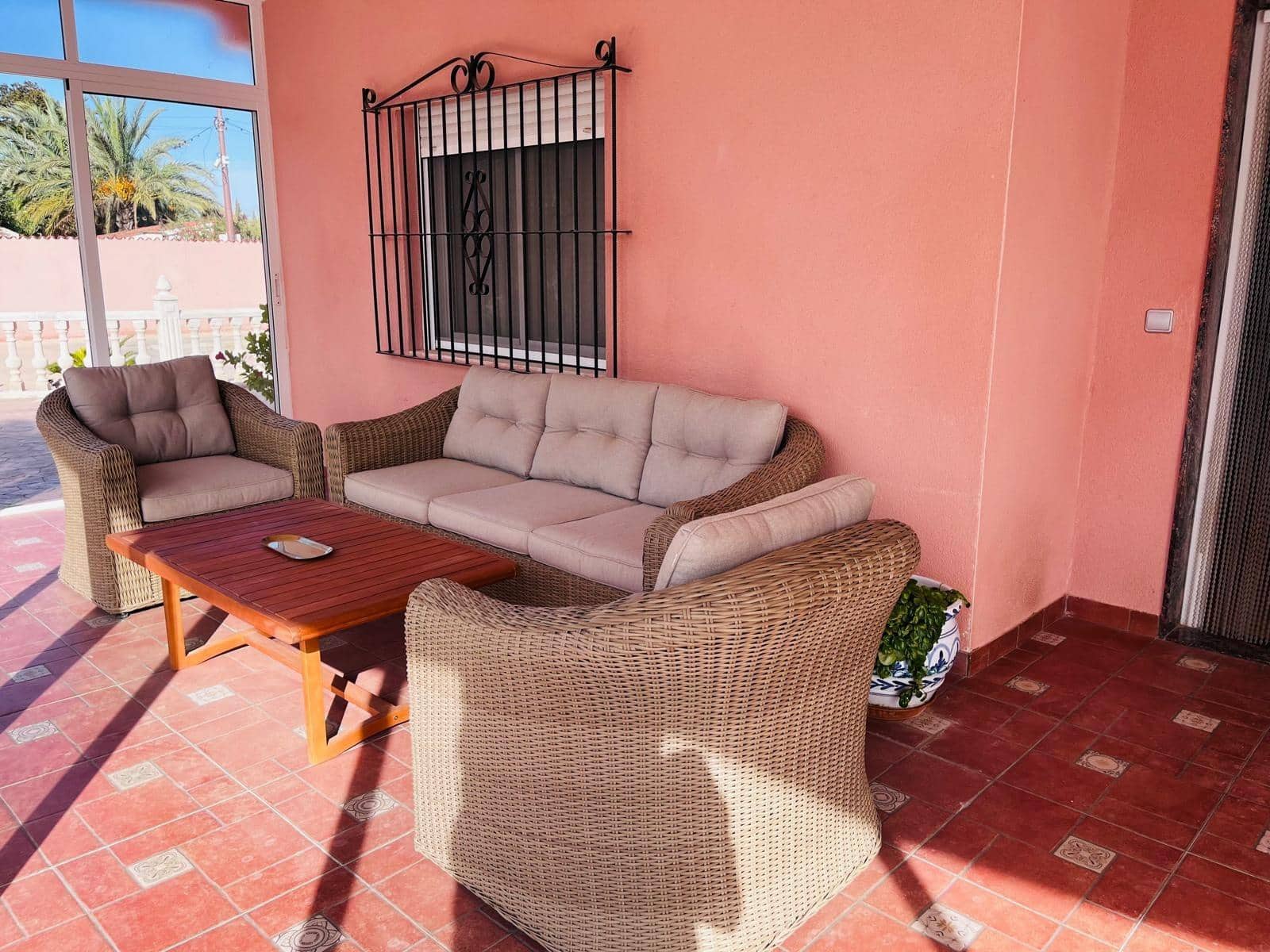 Chalet de 4 habitaciones en Matola en venta con piscina garaje - 550.000 € (Ref: 10062152)
