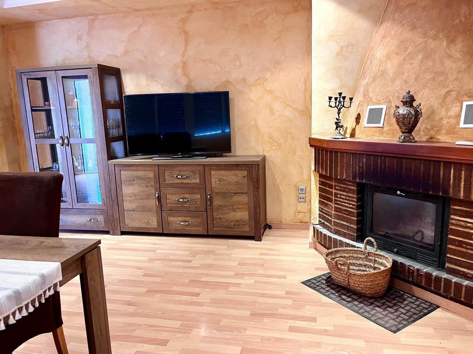 Chalet de 4 habitaciones en Matola en venta con piscina garaje - 550.000 € (Ref: 10062152)