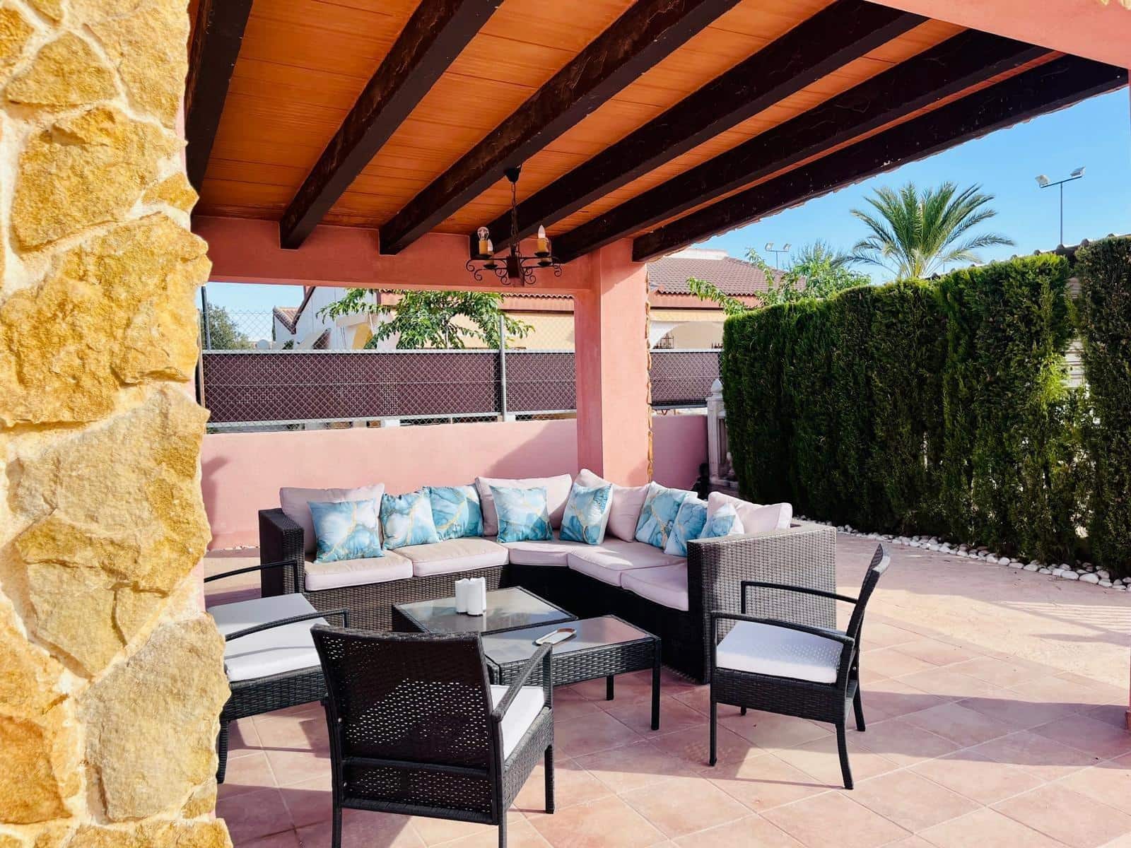 Chalet de 4 habitaciones en Matola en venta con piscina garaje - 550.000 € (Ref: 10062152)