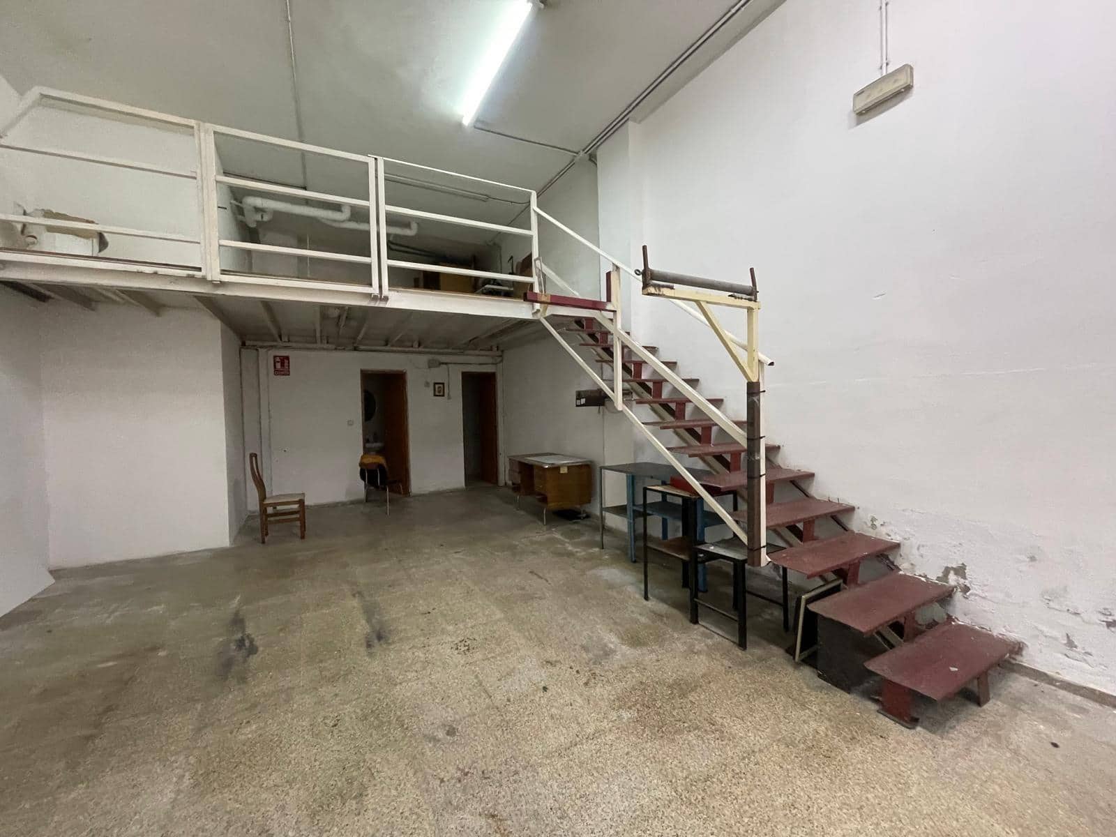 Erhverv til leje i Elche / Elx - € 450 (Ref: 10078252)