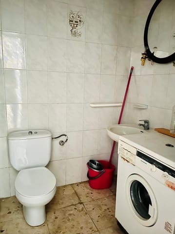 Kommersiell att hyra i Elche / Elx - 650 € (Ref: 10089610)
