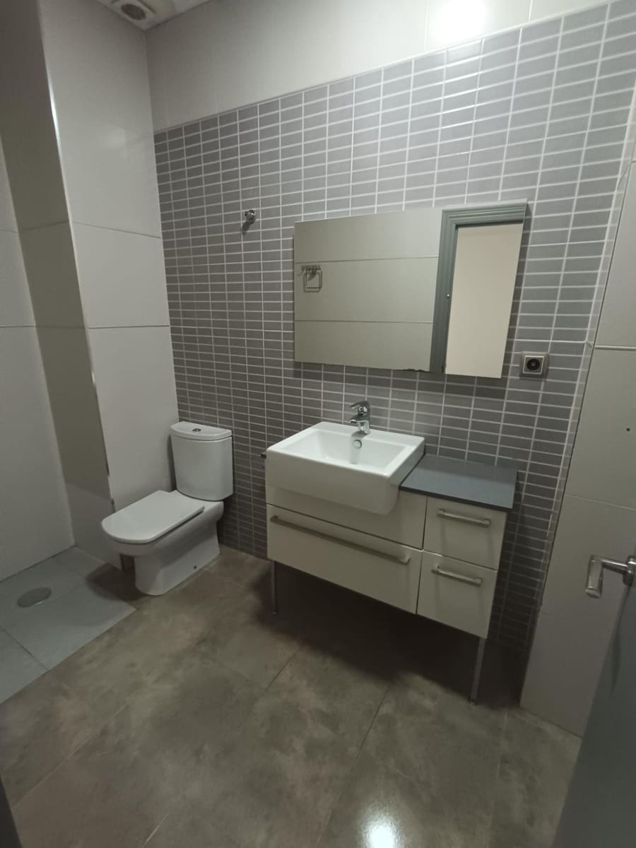 Gewerbe zu verkaufen in Elche / Elx - 120.000 € (Ref: 10100338)
