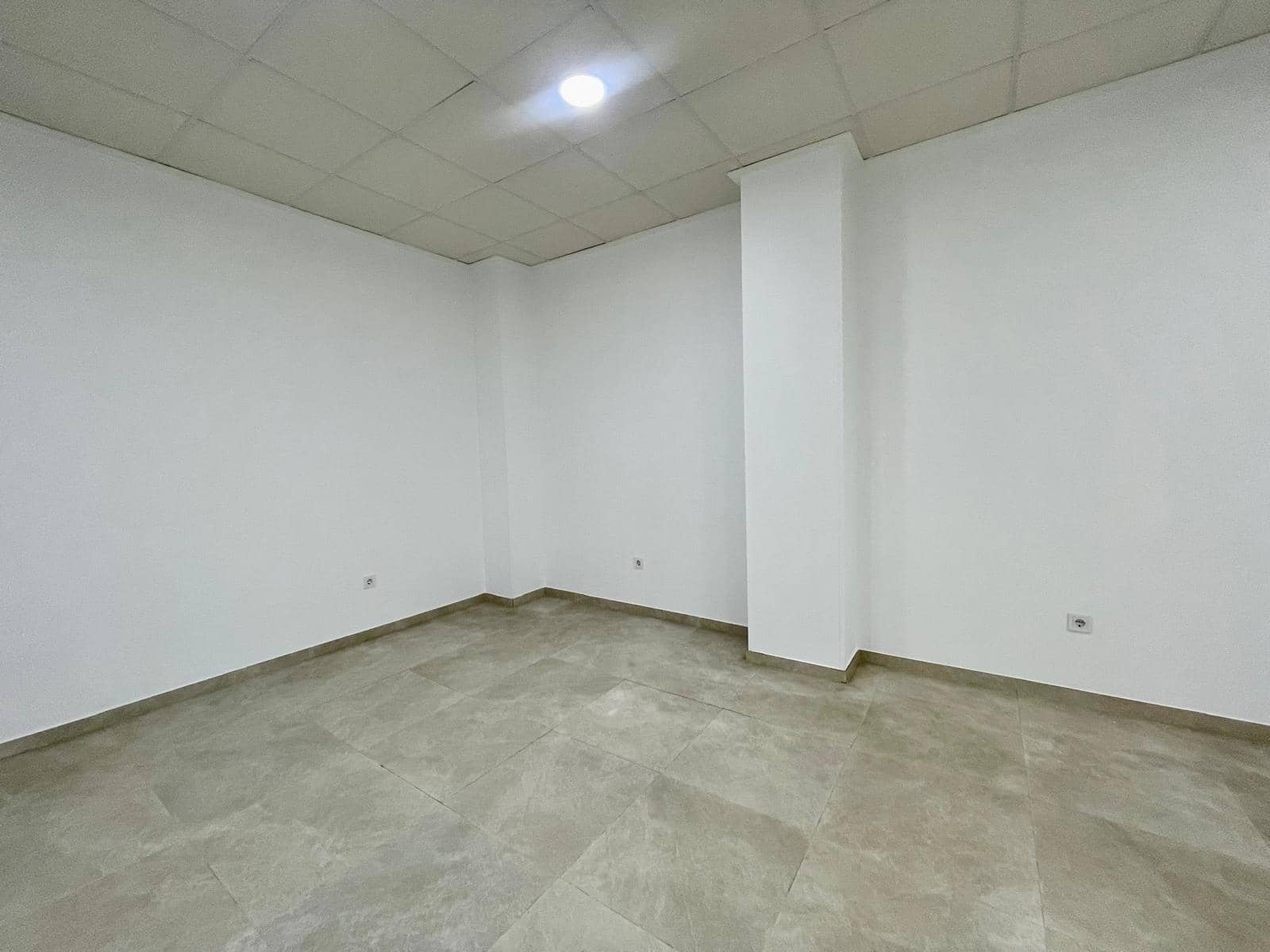 Commerciale da affittare in Elche / Elx - 600 € (Rif: 10102780)