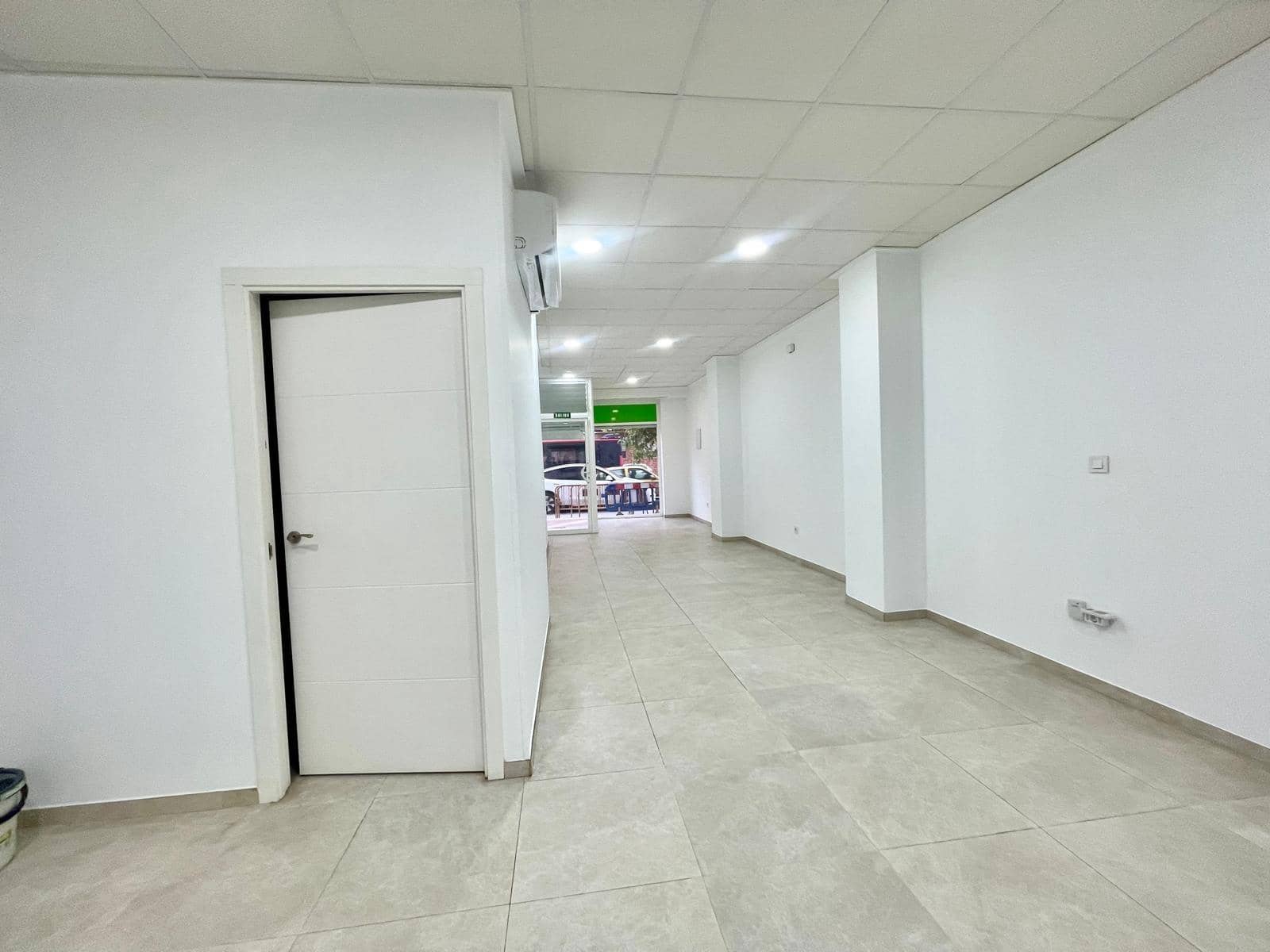 Commerciale da affittare in Elche / Elx - 600 € (Rif: 10102780)