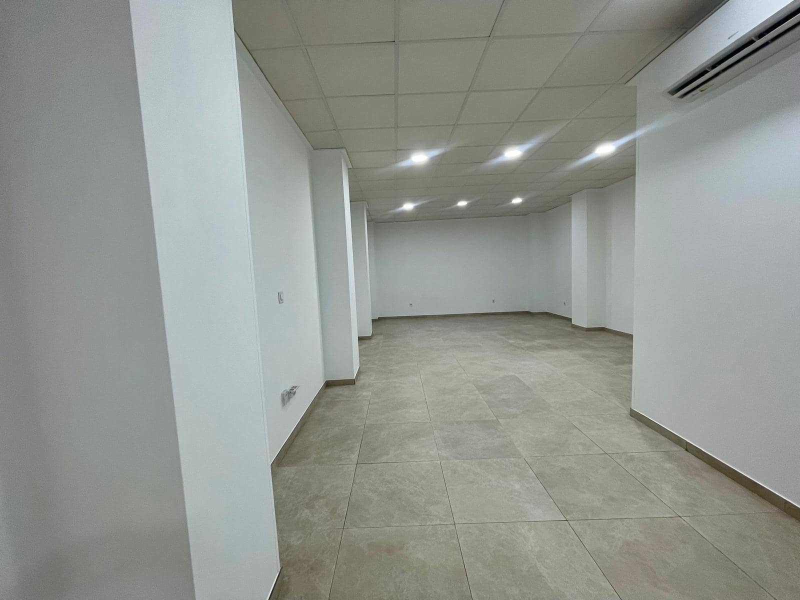 Commerciale da affittare in Elche / Elx - 600 € (Rif: 10102780)