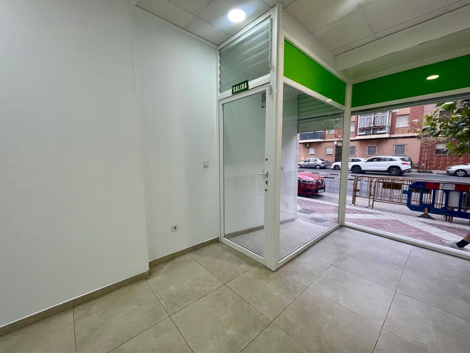 Commerciale da affittare in Elche / Elx - 600 € (Rif: 10102780)