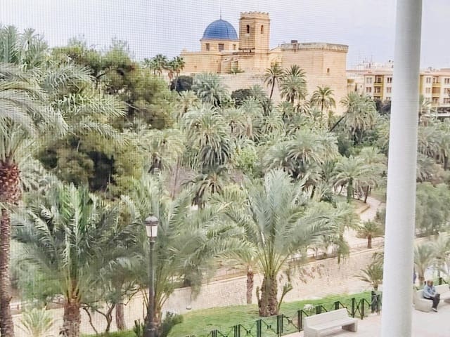 4 bedroom Flat for sale in Centro, Elche / Elx - € 500,000 (Ref: 10109850)