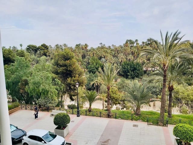 4 bedroom Flat for sale in Centro, Elche / Elx - € 500,000 (Ref: 10109850)