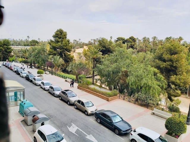 4 bedroom Flat for sale in Centro, Elche / Elx - € 500,000 (Ref: 10109850)