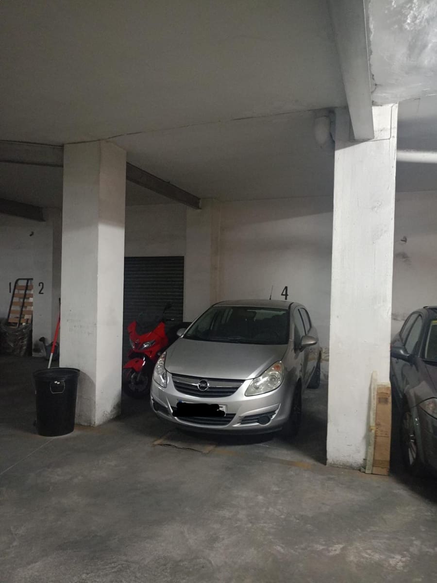 Garage for sale in Elche / Elx - € 15,000 (Ref: 10130064)