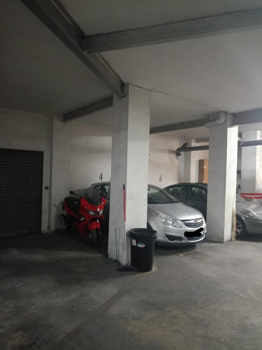 Garage for sale in Elche / Elx - € 15,000 (Ref: 10130064)