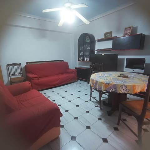 4 sovrum Lägenhet till salu i Centro, Elche / Elx - 165 000 € (Ref: 10147284)
