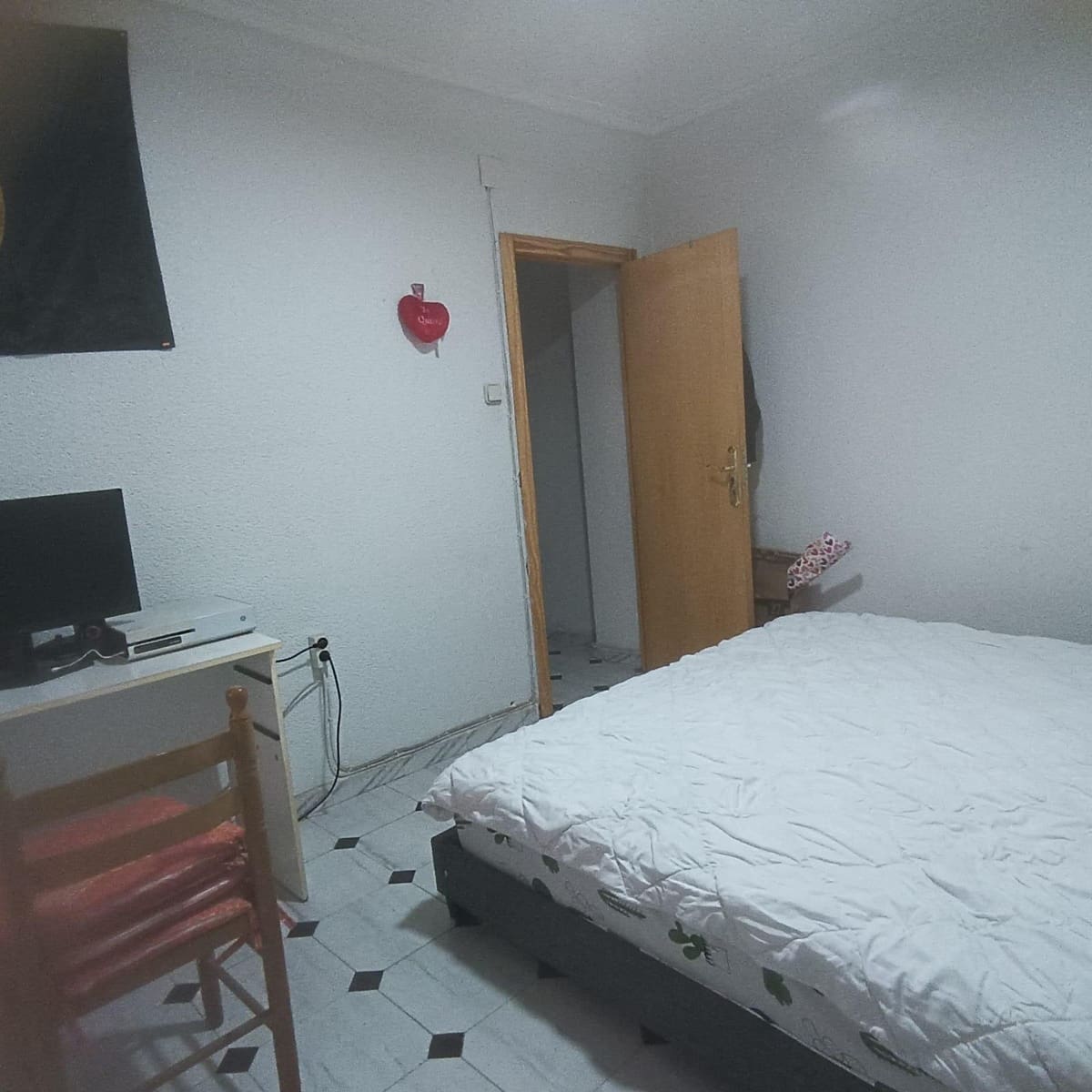 4 bedroom Flat for sale in Elche / Elx - € 165,000 (Ref: 10147284)