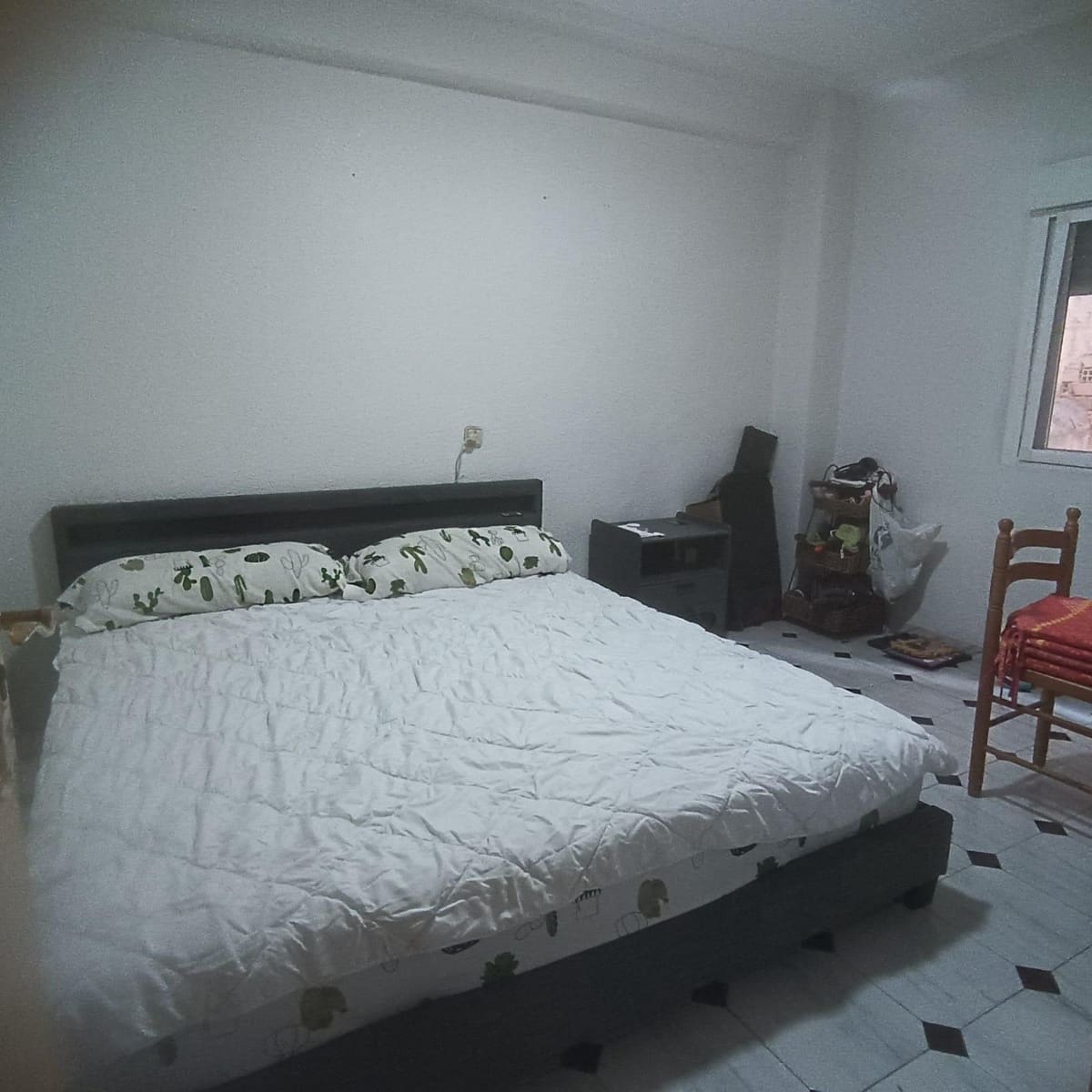 4 bedroom Flat for sale in Elche / Elx - € 165,000 (Ref: 10147284)