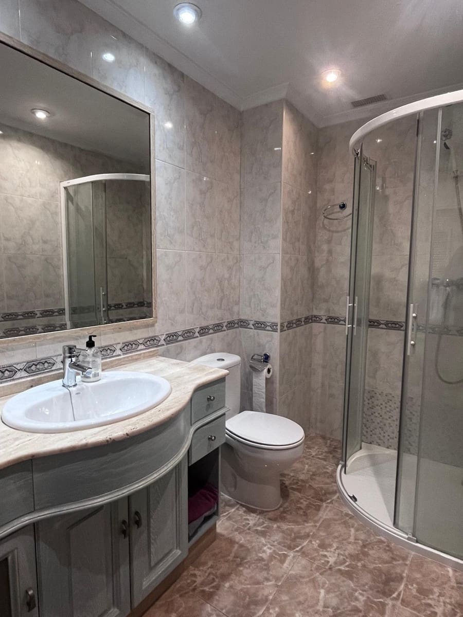 3 sypialnia Mieszkanie na sprzedaż w Elche / Elx - 195 000 € (Ref: 10165181)