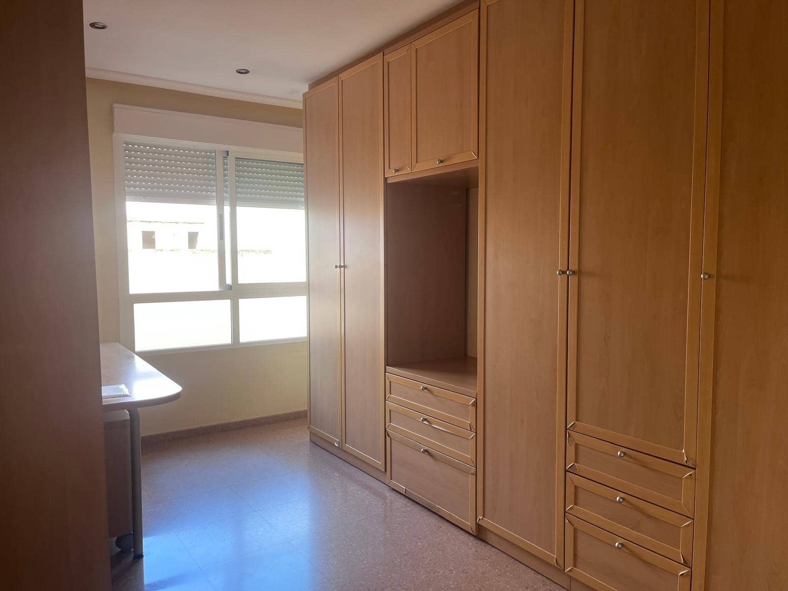 3 sypialnia Mieszkanie na sprzedaż w Elche / Elx - 195 000 € (Ref: 10165181)