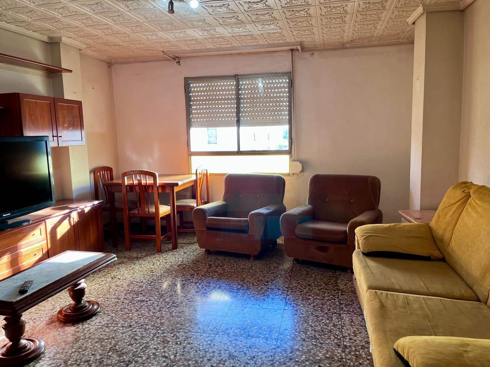 4 soveværelse Lejlighed til leje i Elche / Elx - € 700 (Ref: 10168636)