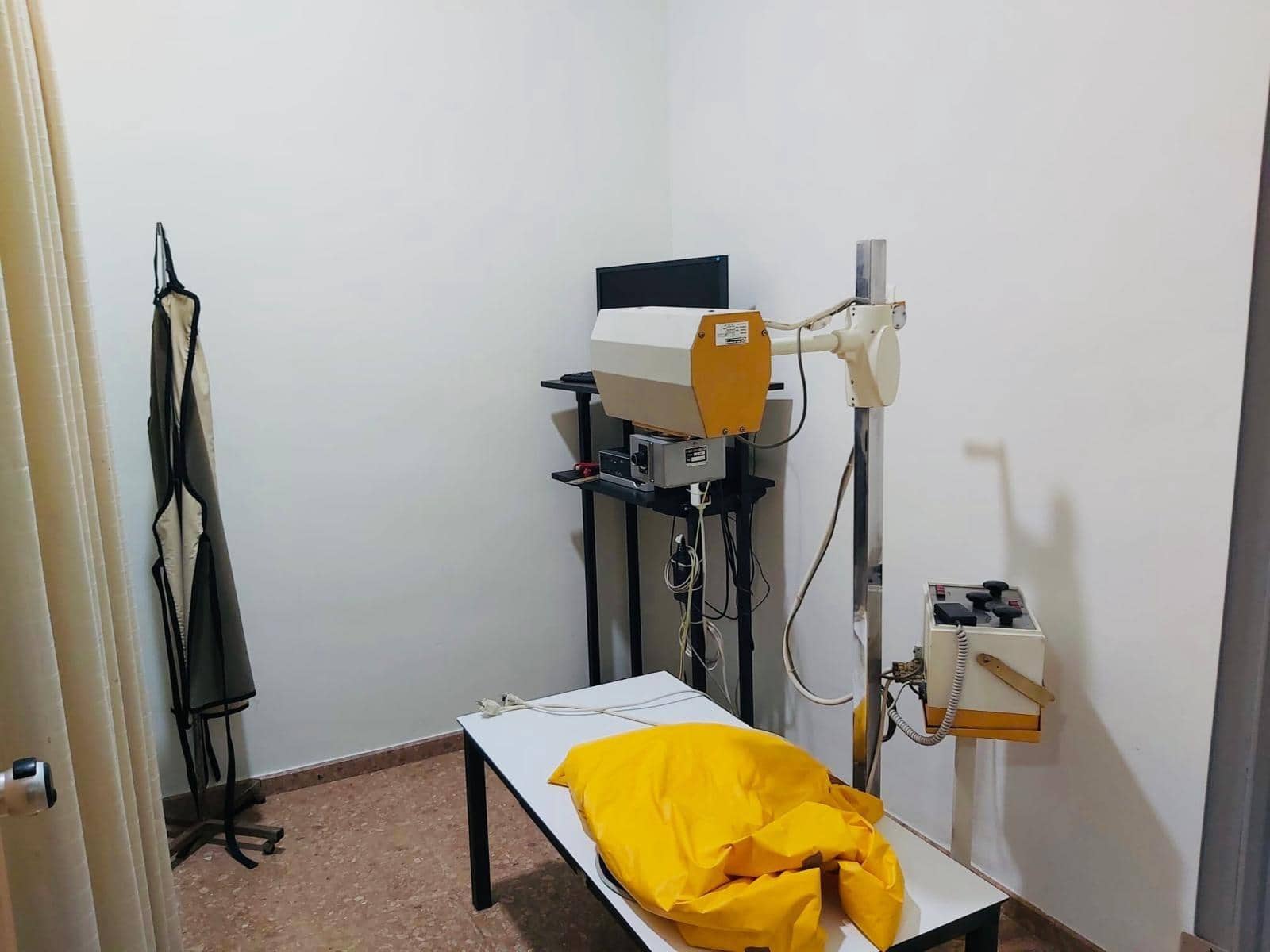 Local Comercial en Elche / Elx en venta - 75.000 € (Ref: 10185101)