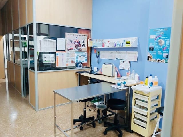 Kommersiell til salgs i Elche / Elx - € 75 000 (Ref: 10185101)