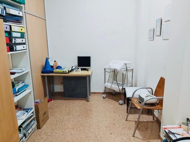Kommersiell til salgs i Elche / Elx - € 75 000 (Ref: 10185101)