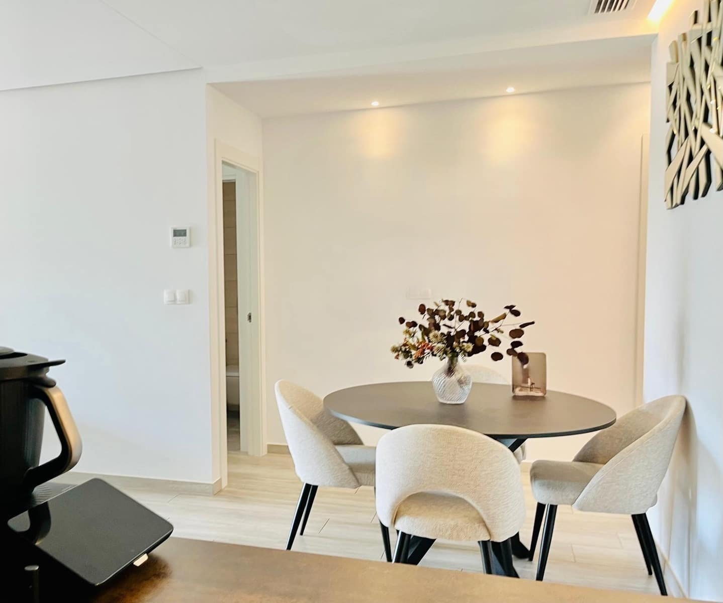 3 makuuhuone Asunto myytävänä paikassa Elche / Elx mukana uima-altaan 
autotalli - 330 000 € (Ref: 9528142)