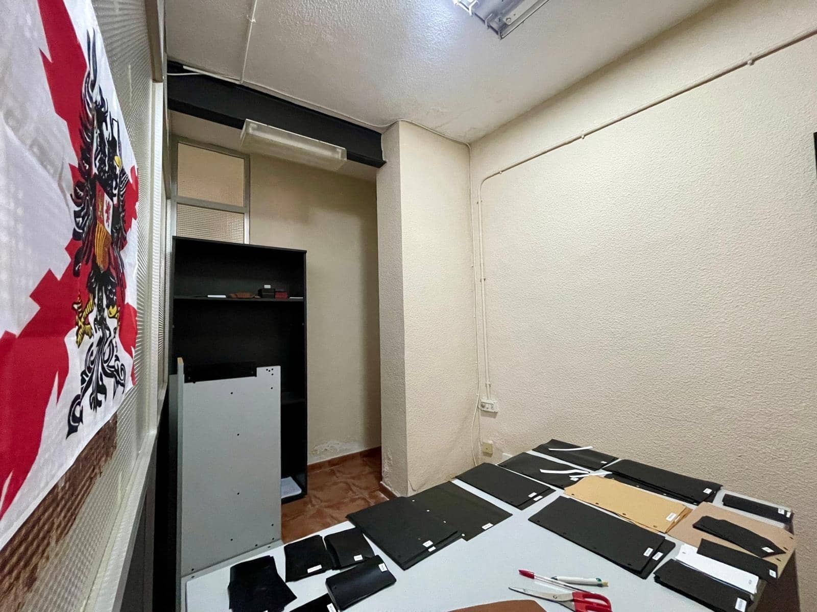 1 soverom Kommersiell til salgs i Elche / Elx - € 70 000 (Ref: 9528145)