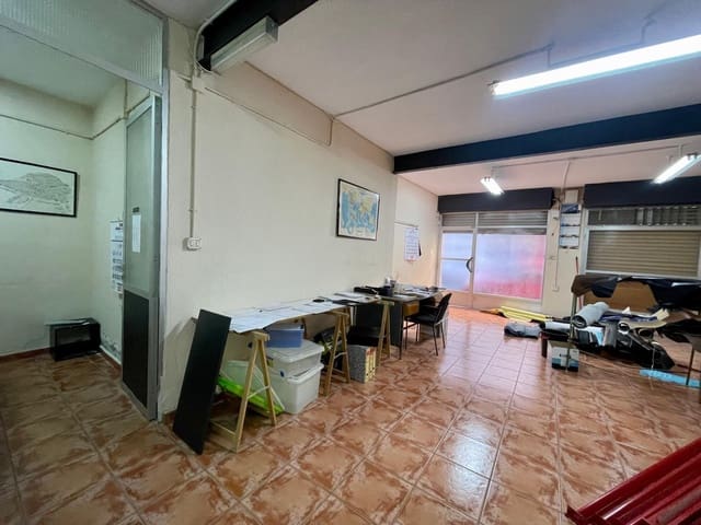 1 soverom Kommersiell til salgs i Elche / Elx - € 70 000 (Ref: 9528145)