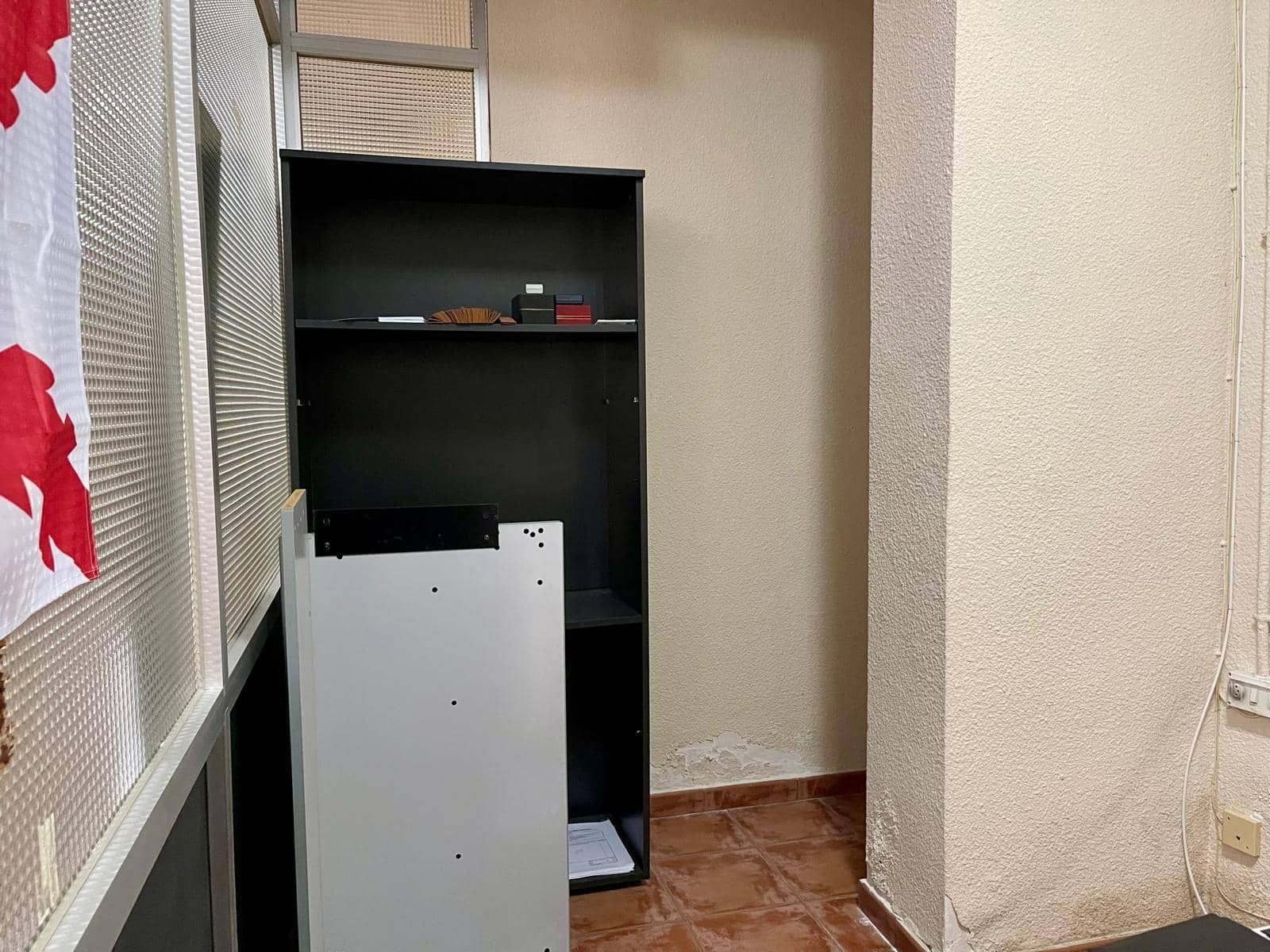 1 soverom Kommersiell til salgs i Elche / Elx - € 70 000 (Ref: 9528145)