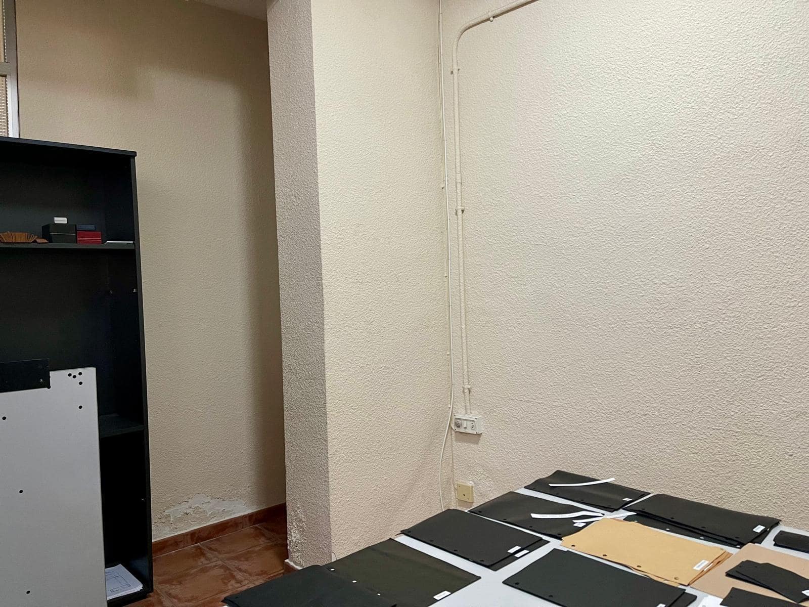 1 soverom Kommersiell til salgs i Elche / Elx - € 70 000 (Ref: 9528145)