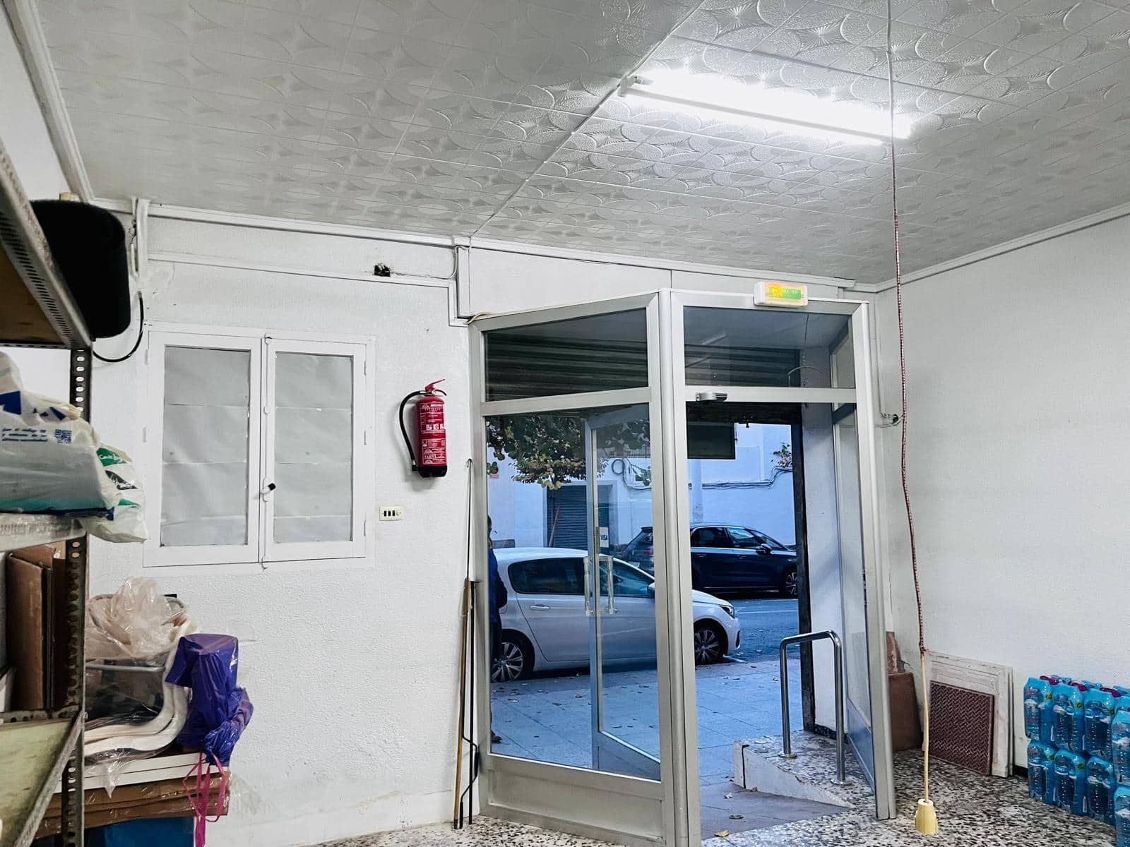 Kommersiell til salgs i Elche / Elx - € 55 000 (Ref: 9528147)