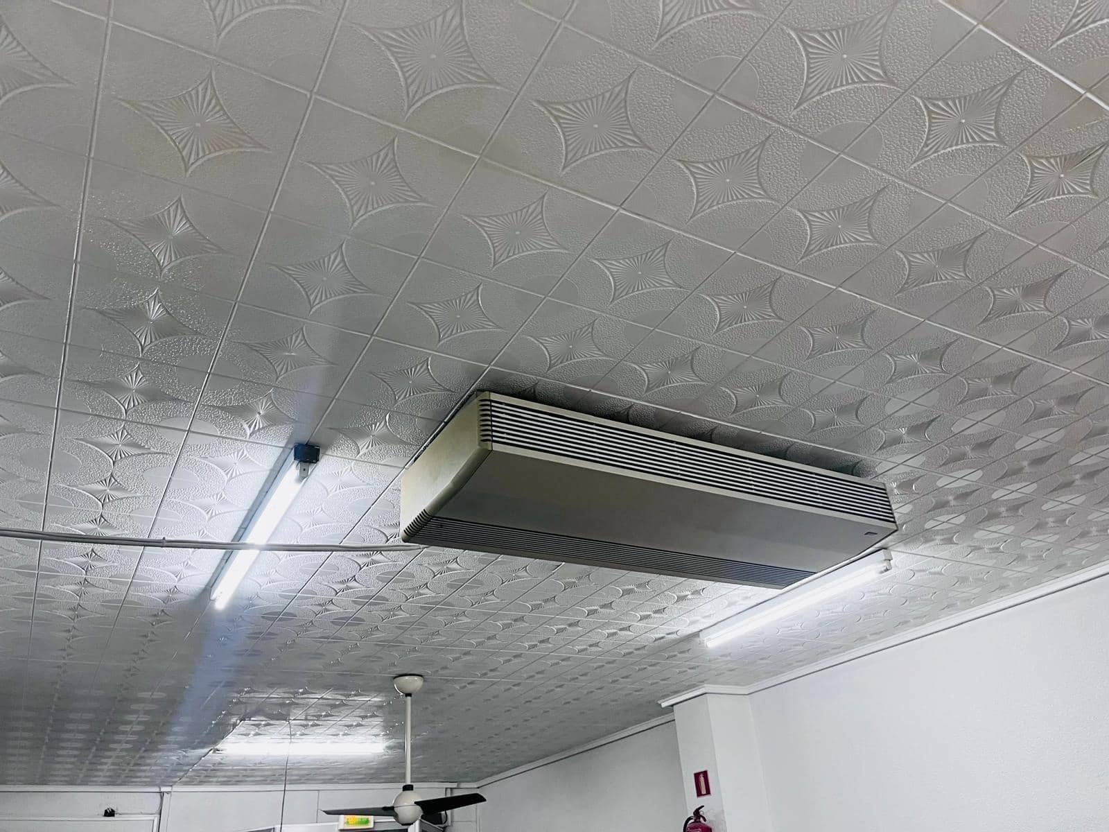 Kommersiell til salgs i Elche / Elx - € 55 000 (Ref: 9528147)