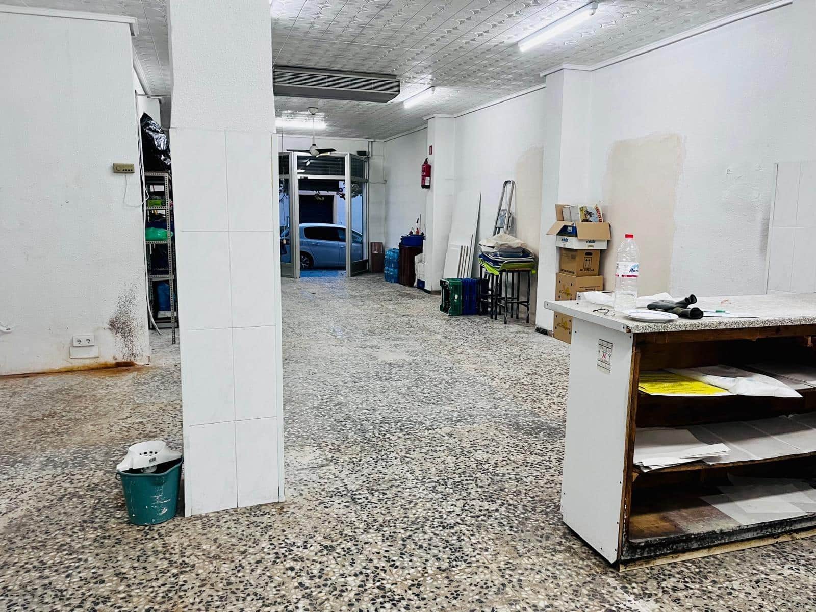 Kommersiell til salgs i Elche / Elx - € 55 000 (Ref: 9528147)