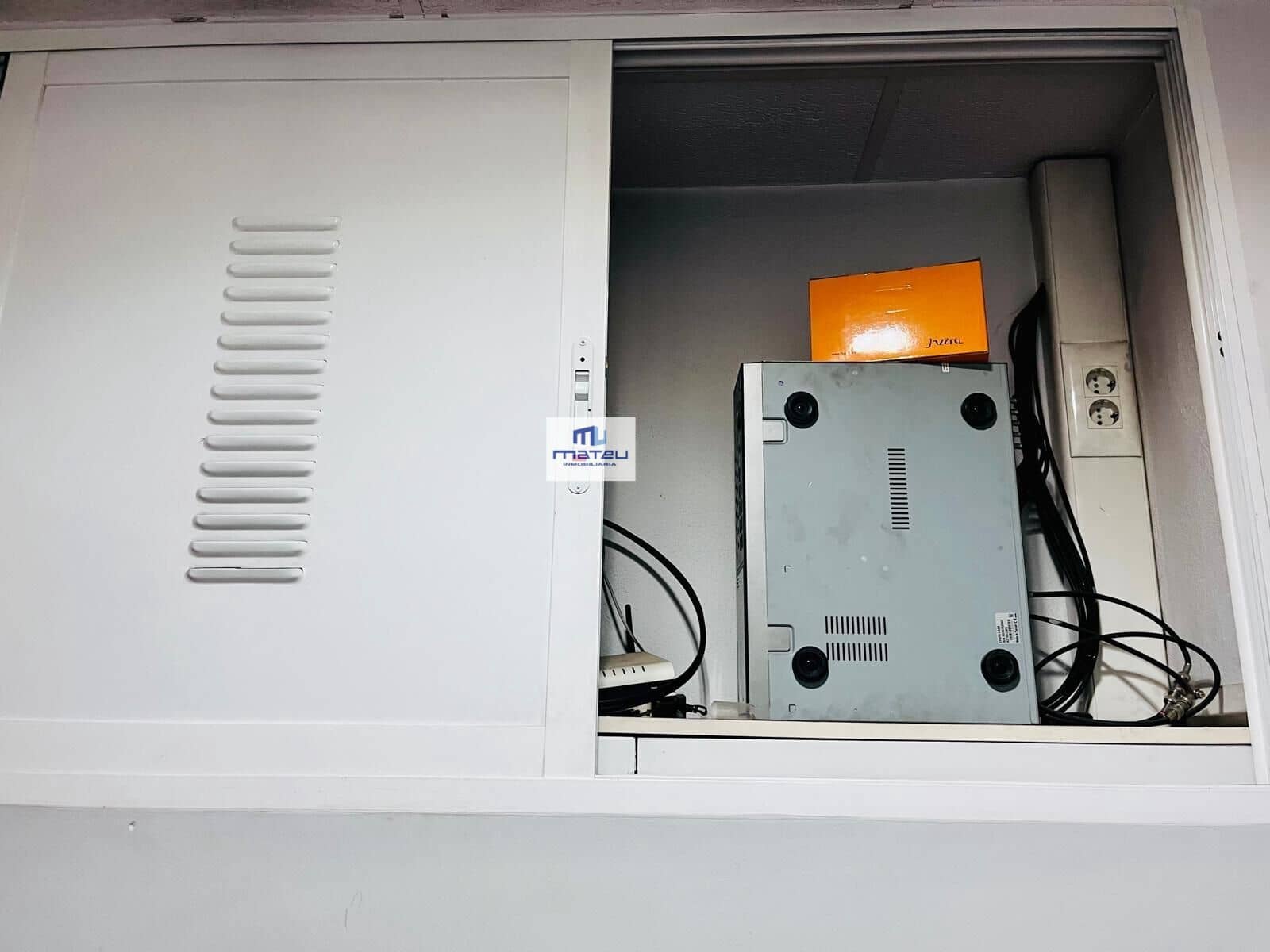 Erhverv til leje i Elche / Elx - € 850 (Ref: 9528148)