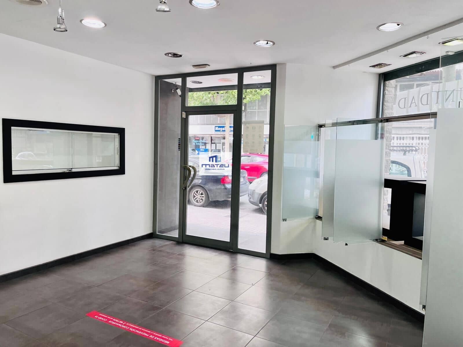 Erhverv til leje i Elche / Elx - € 850 (Ref: 9528148)