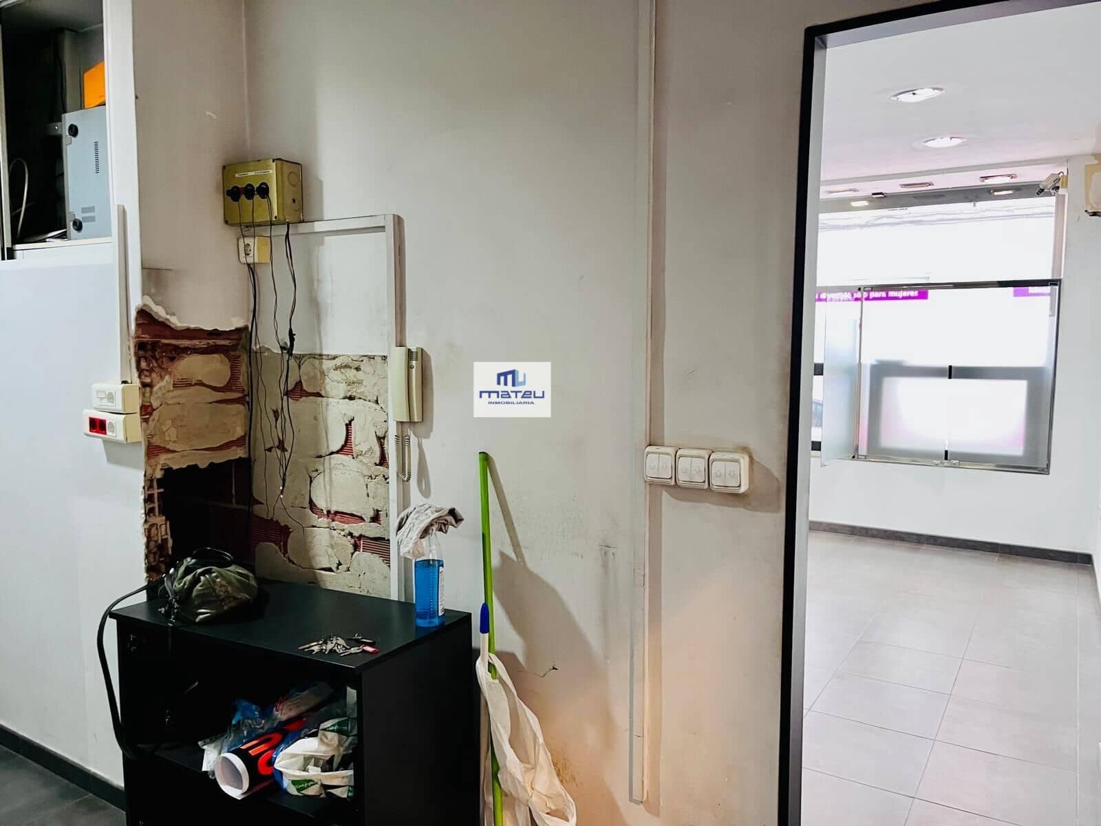 Erhverv til leje i Elche / Elx - € 850 (Ref: 9528148)