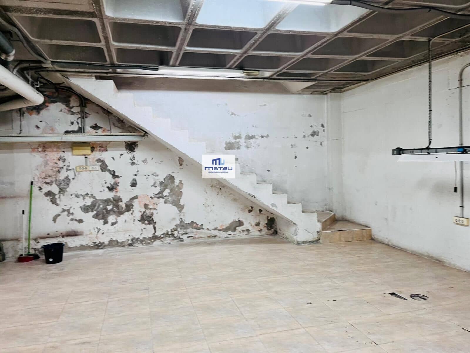 Erhverv til leje i Elche / Elx - € 850 (Ref: 9528148)