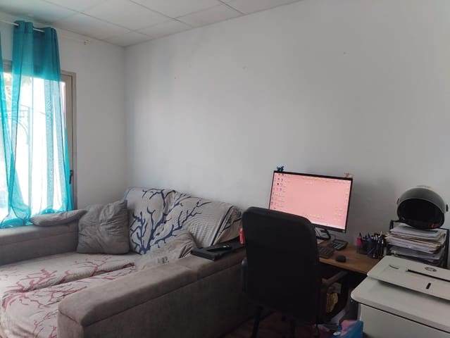 2 soverom Villa til salgs i Daimes, Elche / Elx - € 145 000 (Ref: 9528152)