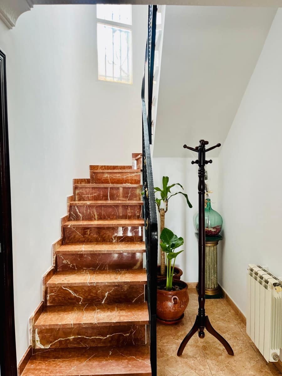 4 sypialnia Willa na sprzedaż w Elche / Elx z basenem garażem - 479 000 € (Ref: 9528153)