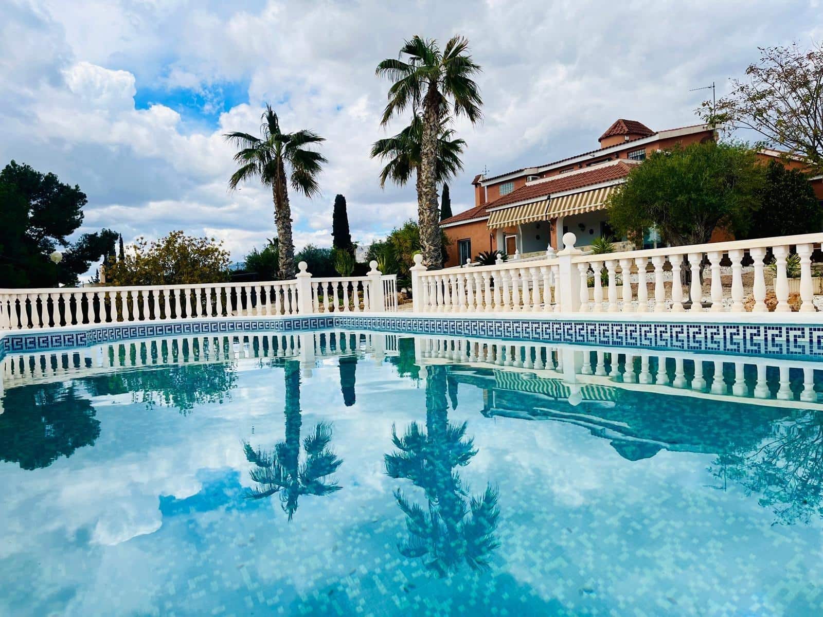 4 sypialnia Willa na sprzedaż w Elche / Elx z basenem garażem - 479 000 € (Ref: 9528153)