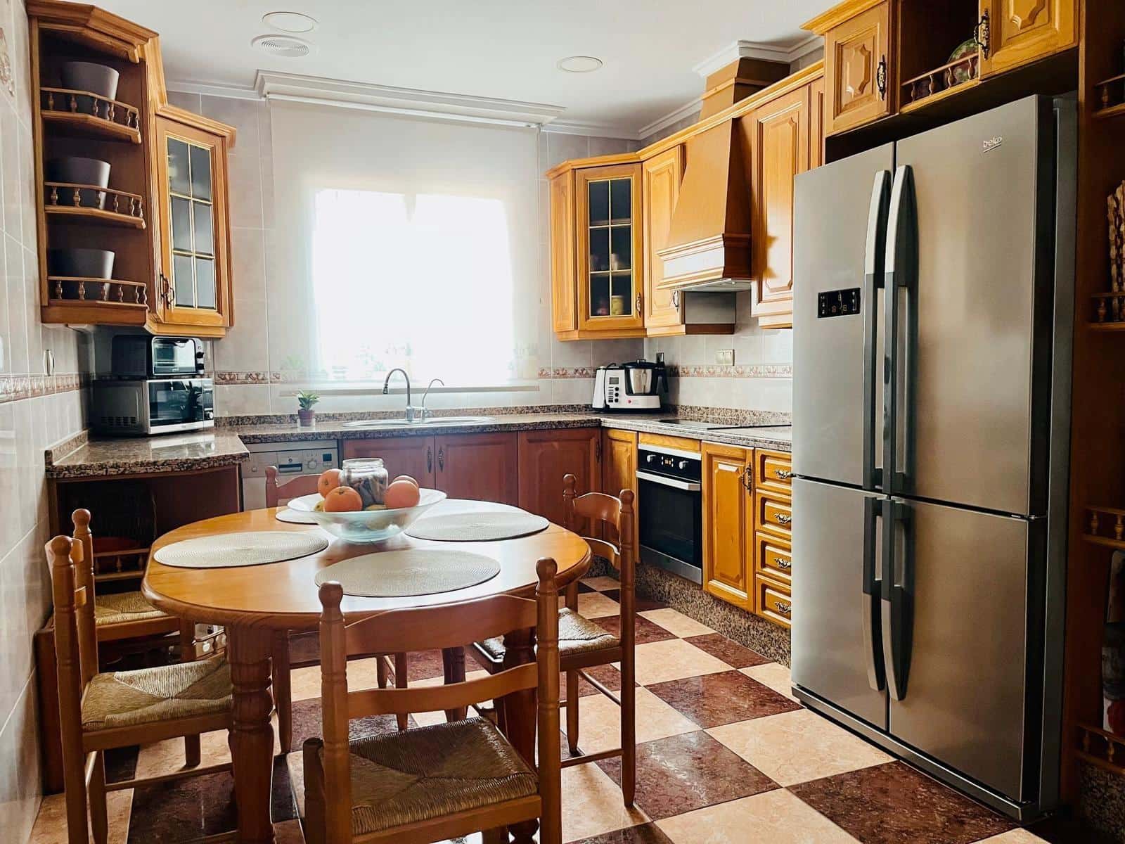 4 sypialnia Willa na sprzedaż w Elche / Elx z basenem garażem - 479 000 € (Ref: 9528153)