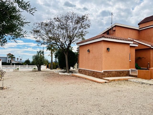 4 sypialnia Willa na sprzedaż w Peña de las Águilas, Elche / Elx z basenem garażem - 479 000 € (Ref: 9528153)