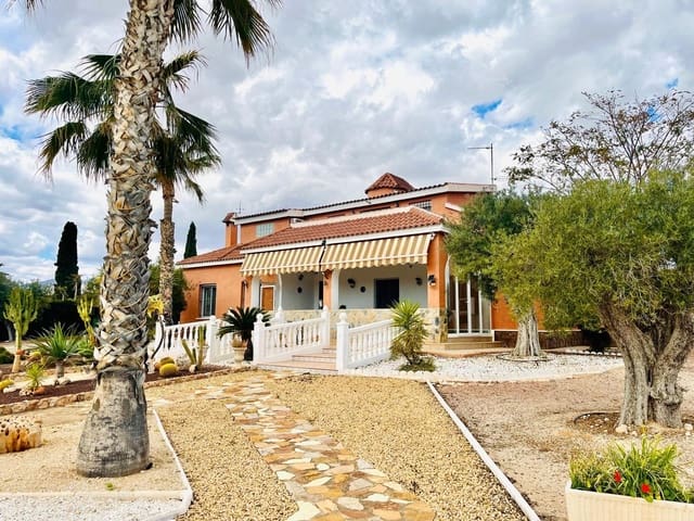 4 sypialnia Willa na sprzedaż w Peña de las Águilas, Elche / Elx z basenem garażem - 479 000 € (Ref: 9528153)