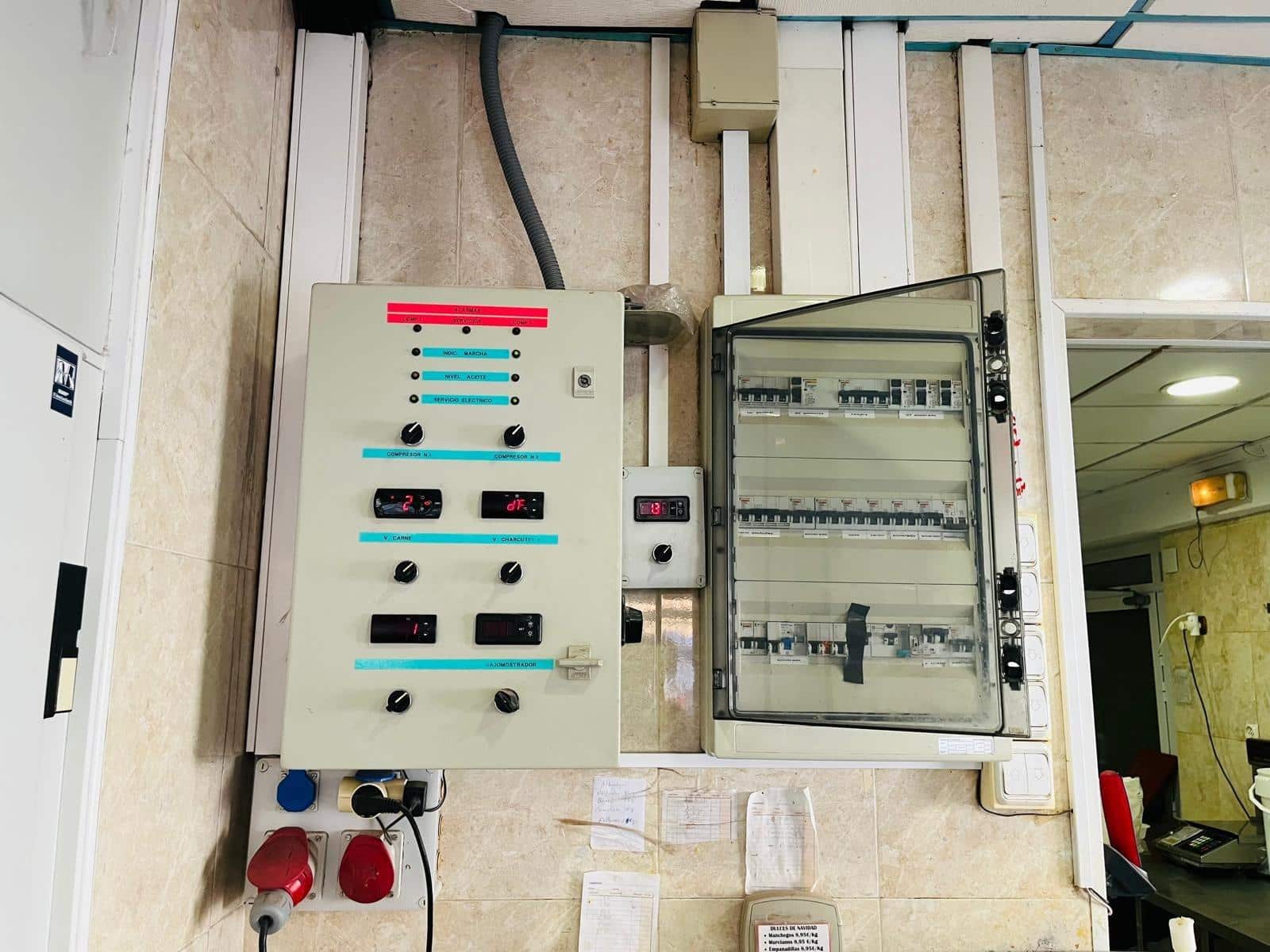 Bedrift til salgs i Elche / Elx - € 235 000 (Ref: 9528154)