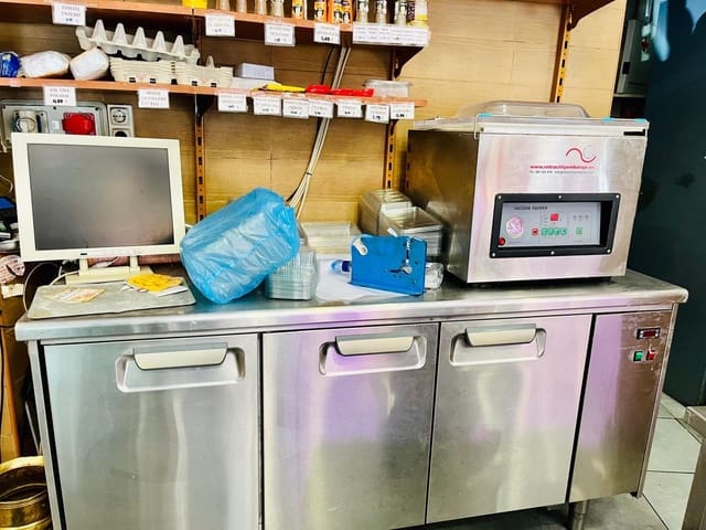 Virksomhed til salg i Elche / Elx - € 235.000 (Ref: 9528154)