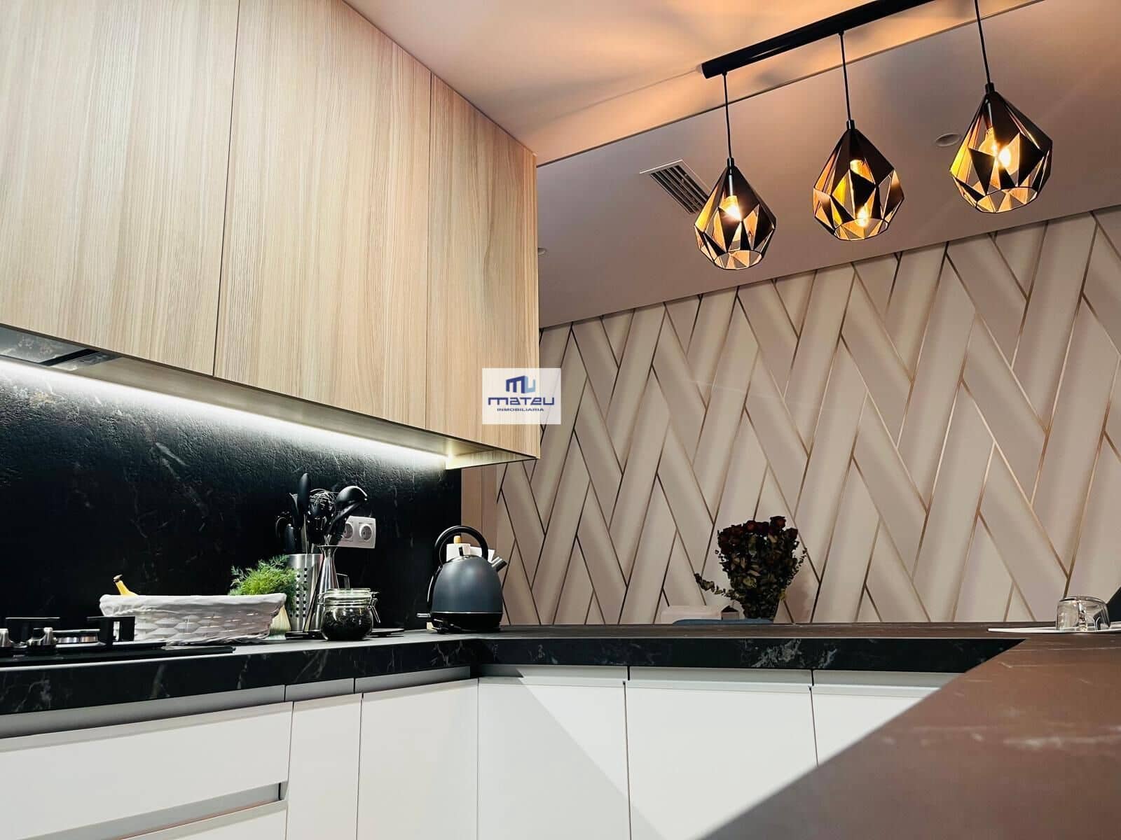 2 bedroom Flat for sale in Elche / Elx - € 265,000 (Ref: 9528155)