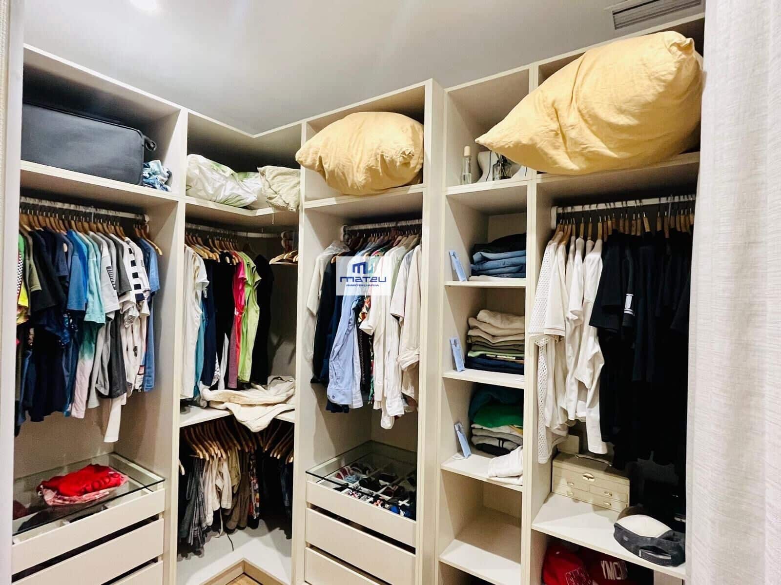 2 bedroom Flat for sale in Elche / Elx - € 265,000 (Ref: 9528155)