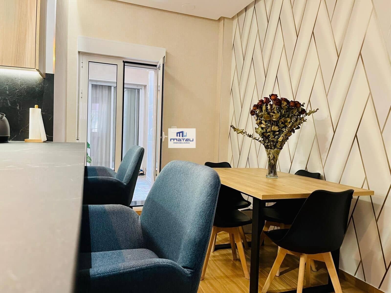 2 bedroom Flat for sale in Elche / Elx - € 265,000 (Ref: 9528155)